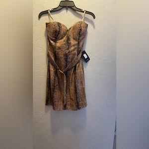 Large, strapless, snake print